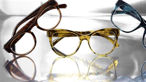 Prada Dévoile Sa Nouvelle Collection de Lunettes Automne/Hiver 